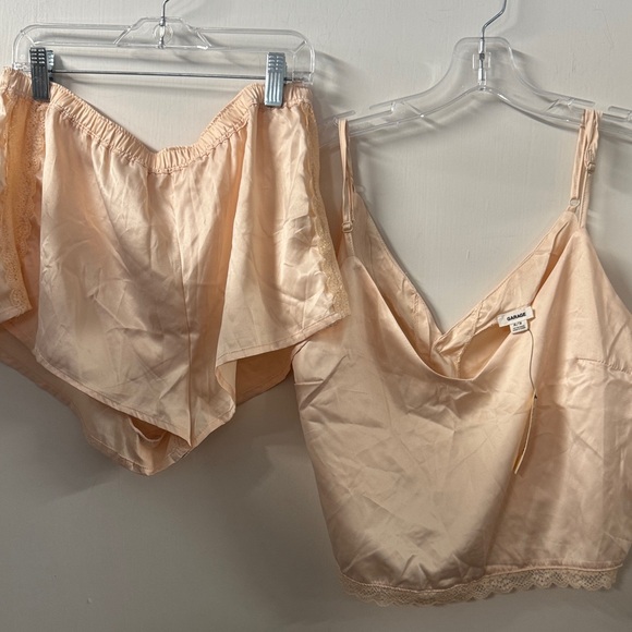 Garage pajama set M // 092506 - Picture 1 of 2
